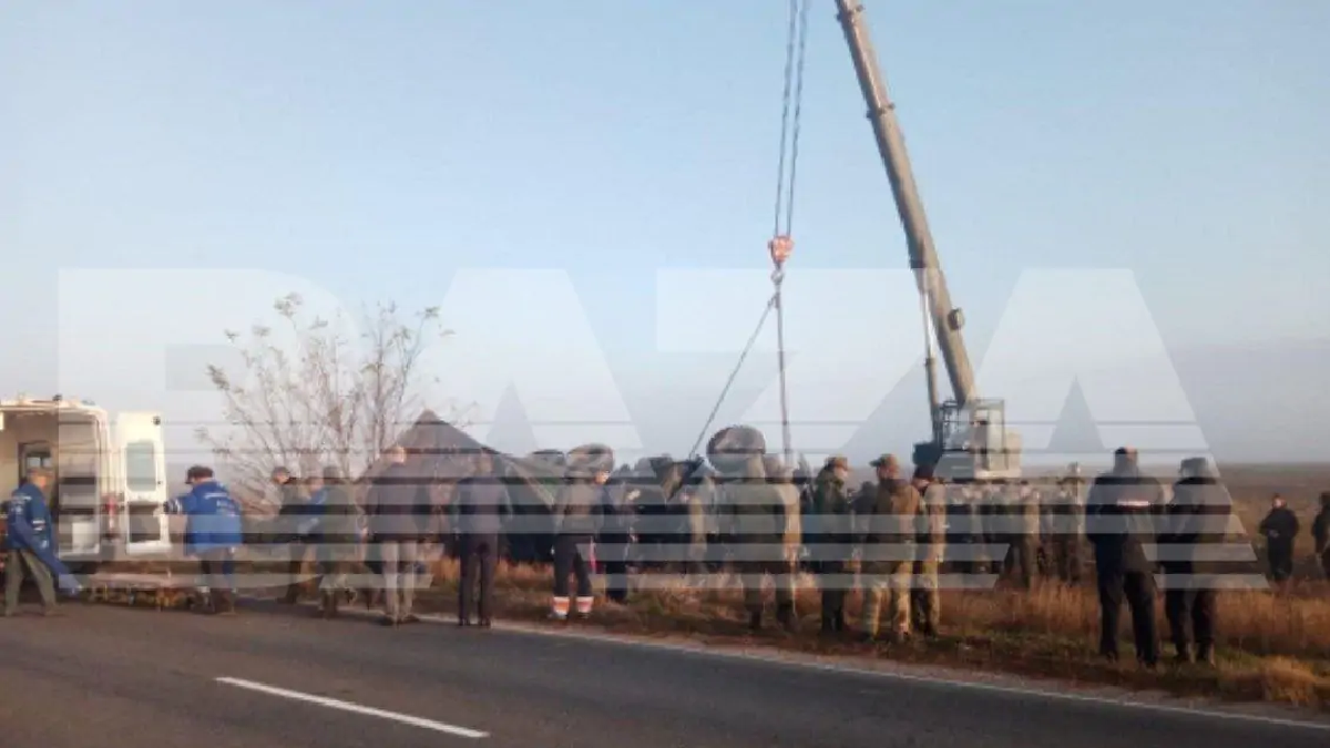 У Криму КАМАЗ з окупантами врізався в цивільне авто, багато постраждалих